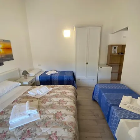 Couette-café Molti Mari Olbia