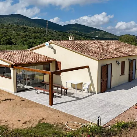 Molti Mari 3* أولبيا