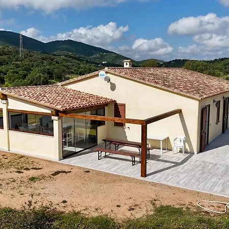 Molti Mari Bed and breakfast 2*