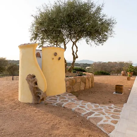Molti Mari Bed and breakfast 2*