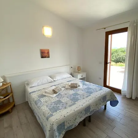 Molti Mari Bed & Breakfast 2*